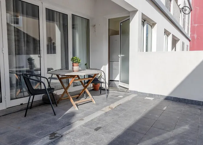 Cantinho Da Ribeira * マシコ