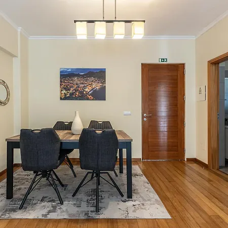 Cantinho Da Ribeira Apartment