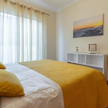 Cantinho Da Ribeira Apartment