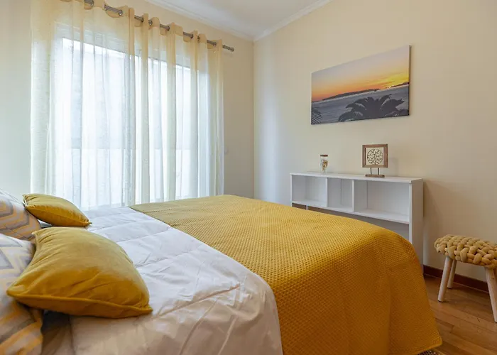 Cantinho Da Ribeira 公寓